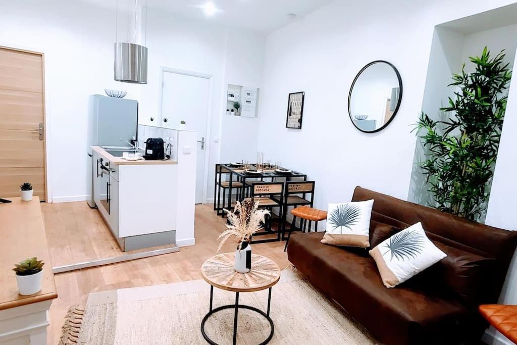 7 Couchages Aux Portes Des Celebres Parfumeries Wifi グラース エクステリア 写真