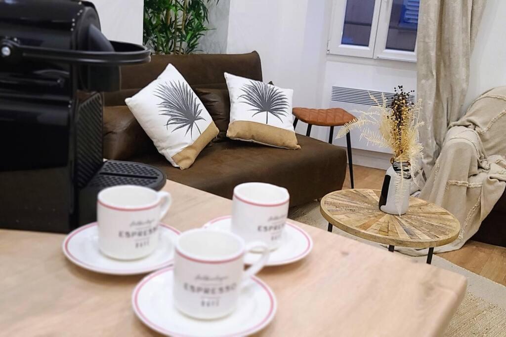 7 Couchages Aux Portes Des Celebres Parfumeries Wifi グラース エクステリア 写真
