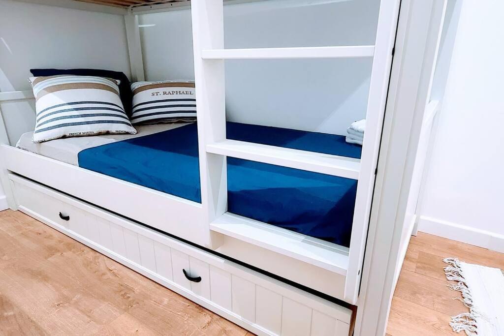 7 Couchages Aux Portes Des Celebres Parfumeries Wifi グラース エクステリア 写真