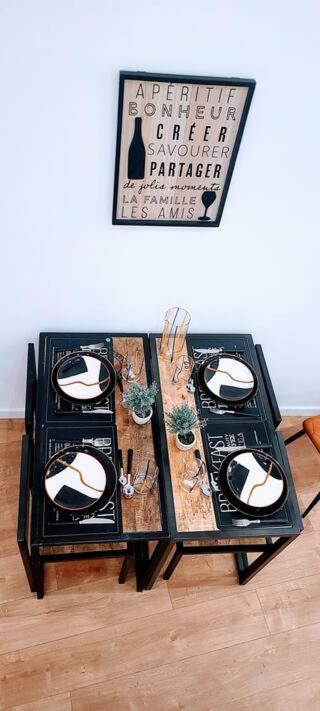 7 Couchages Aux Portes Des Celebres Parfumeries Wifi グラース エクステリア 写真